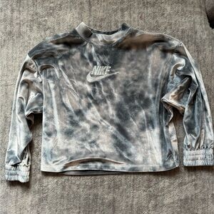 Girls Nike sweatshirt size 6